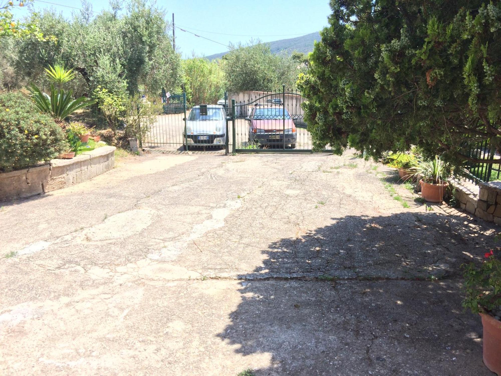 Casa Vacanze La Tuia Castellabate Exterior foto